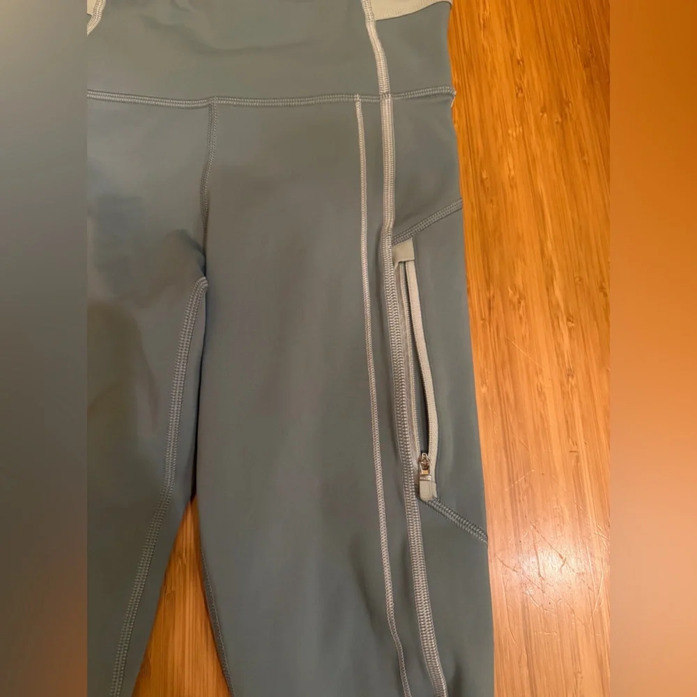 Athleta Rainier High Rise Reflective Stripe Legging - Picture 8 of 16